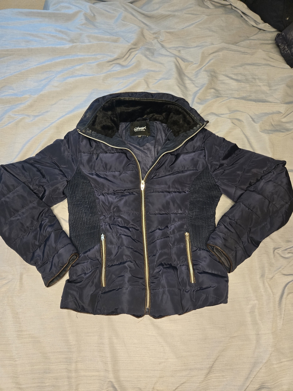 Quilted Navy Puffer Jacket with Gold-Zip Accents